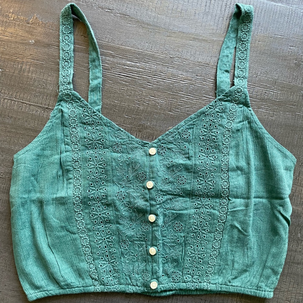 AE embroidered cropped tank top
